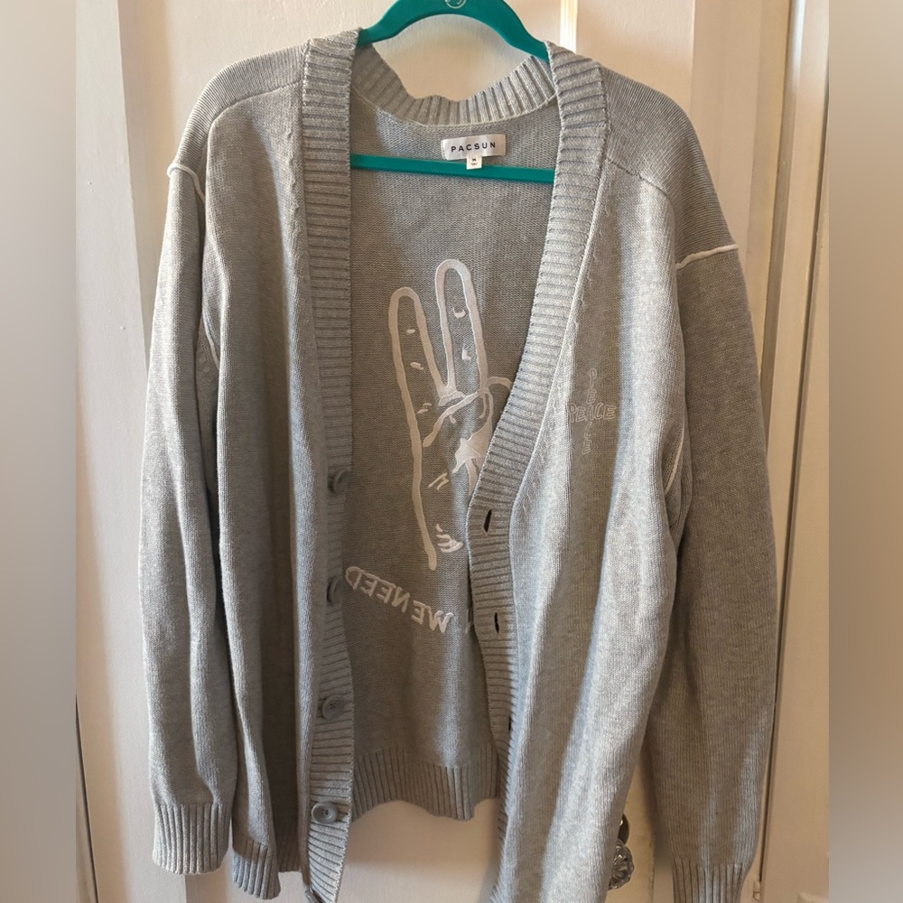 Pacsun Gray Cotton Peace "Love is all We Need" Embroidered Button-Up Cardigan M - Picture 6 of 6